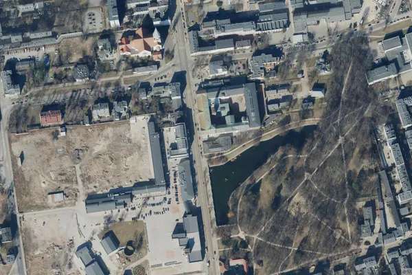 Widok z lotu ptaka: Centralne Muzeum Włókiennictwa w Łodzi
