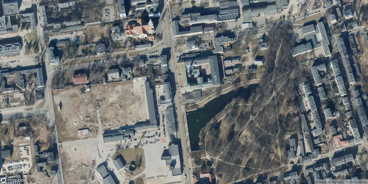 Satelitarny widok na Centralne Muzeum Włókiennictwa w Łodzi