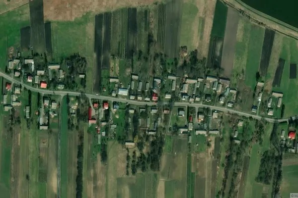 Widok z lotu ptaka: Ekomuzeum Olejarstwa w Zadnodze Olejarnia Staropolska na Roztoczu