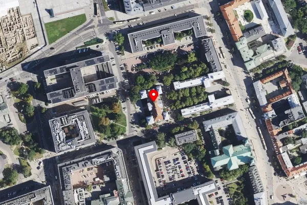 Widok z lotu ptaka: Muzeum Akademii Sztuk Pięknych w Warszawie