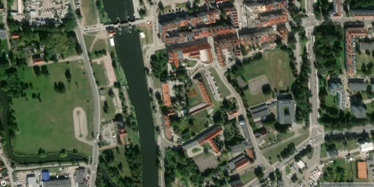 Satelitarny widok na Muzeum Archeologiczno-Historyczne w Elblągu