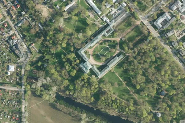 Widok z lotu ptaka: Muzeum Czartoryskich w Puławach