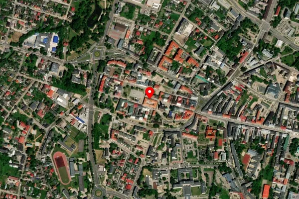 Widok z lotu ptaka: Muzeum Historii Najnowszej Radomia w Radomiu