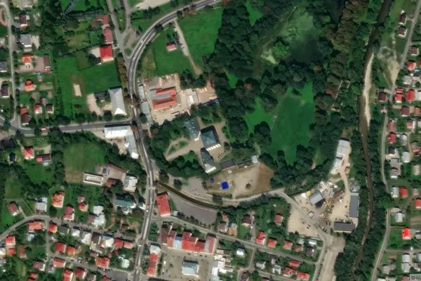 Widok z lotu ptaka: Muzeum Historyczne - Pałac w Dukli