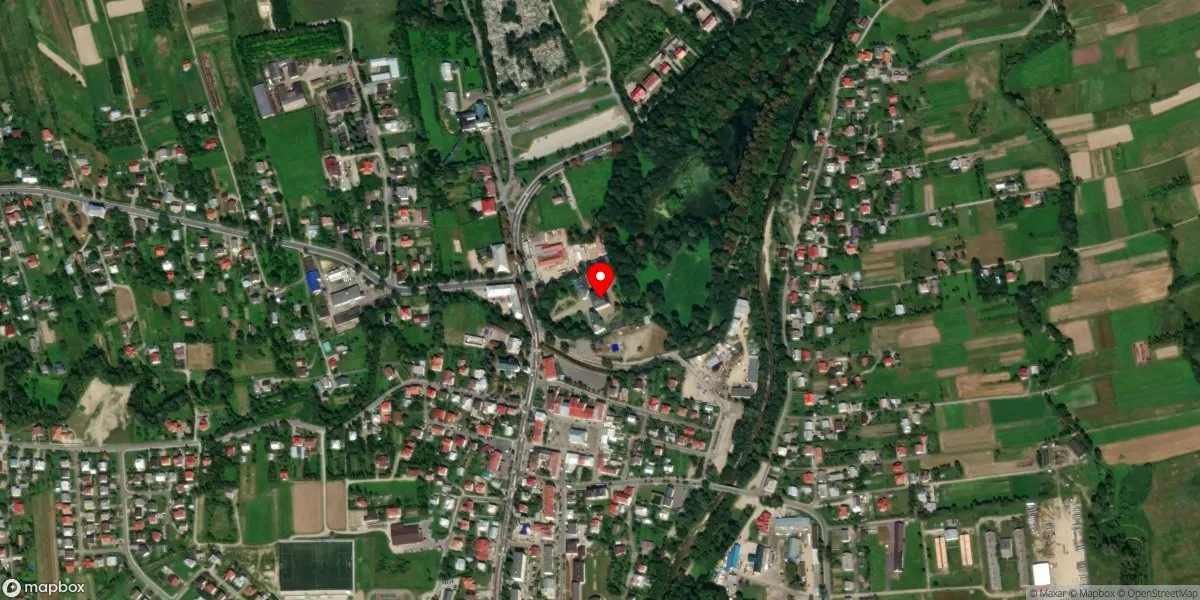 Satelitarny widok na Muzeum Historyczne - Pałac w Dukli