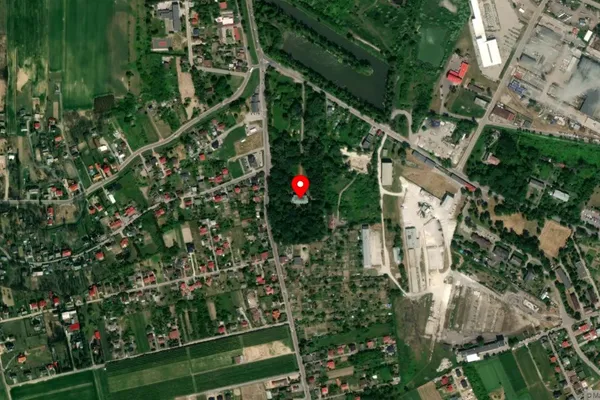 Widok z lotu ptaka: Muzeum Historyczno-Archeologiczne w Ostrowcu Świętokrzyskim