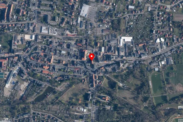 Widok z lotu ptaka: Muzeum im. Jana Dzierżona w Kluczborku