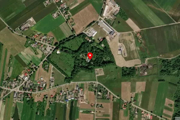 Widok z lotu ptaka: Muzeum Jana Kochanowskiego w Czarnolesie