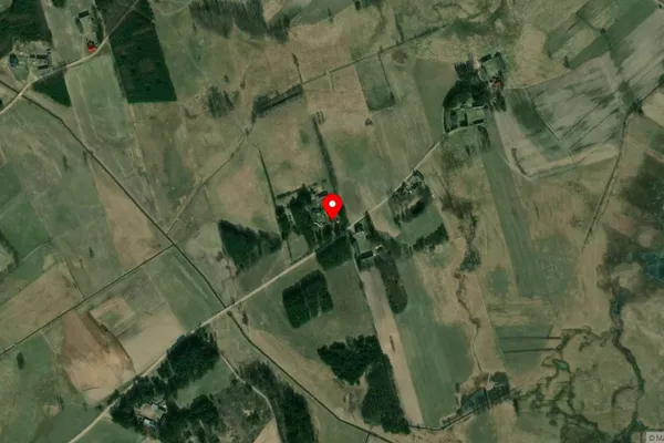 Widok z lotu ptaka: Muzeum Kurpiowskie w Wachu