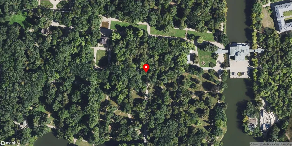 Satelitarny widok na Muzeum Łazienki Królewskie w Warszawie