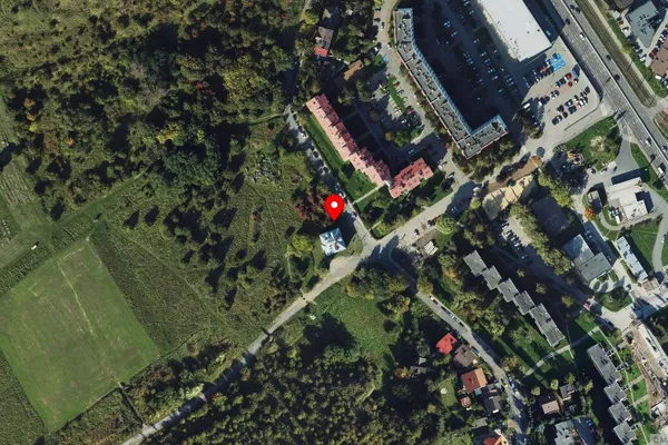 Widok z lotu ptaka: Muzeum – Miejsce Pamięci KL Plaszow w Krakowie. Niemiecki nazistowski obóz pracy i obóz koncentracyjny (1942 - 1945) (w organizacji)
