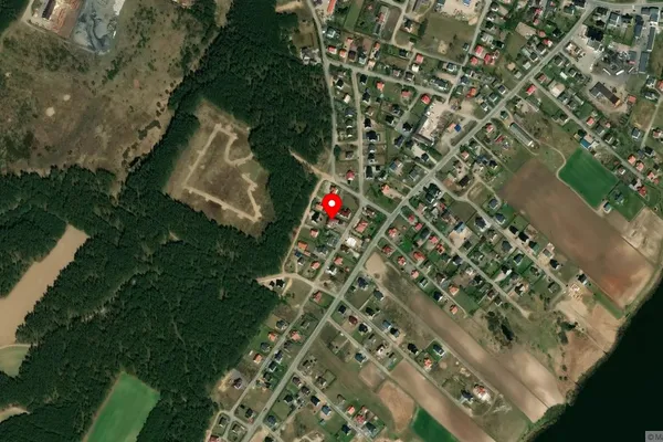 Widok z lotu ptaka: Muzeum Motocykli Zabytkowych w Stężycy