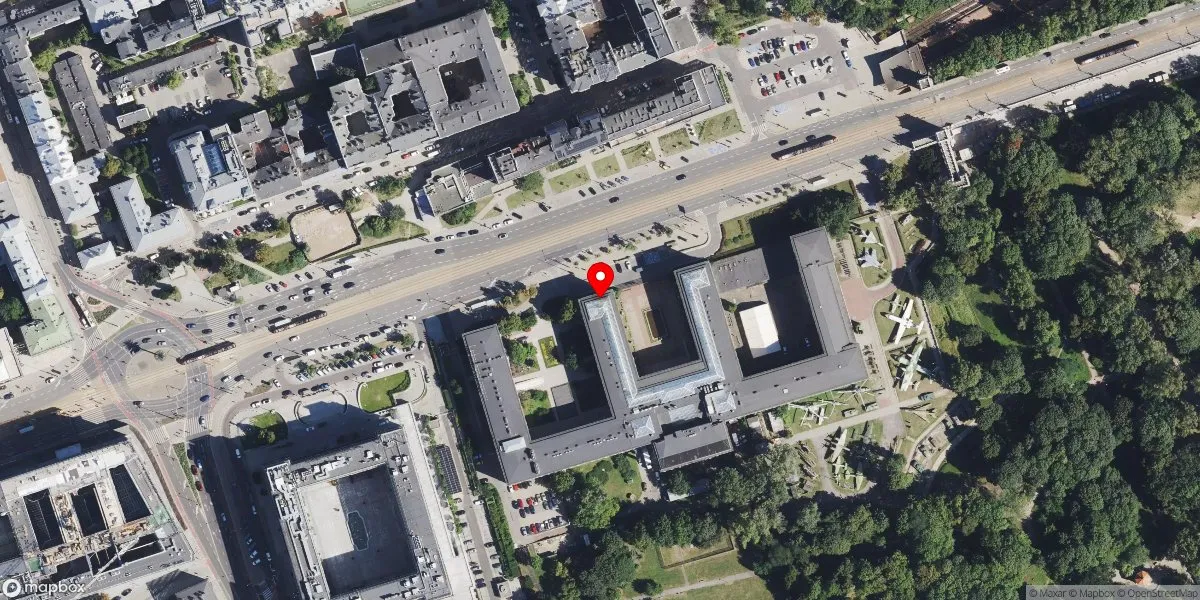 Satelitarny widok na Muzeum Narodowe w Warszawie