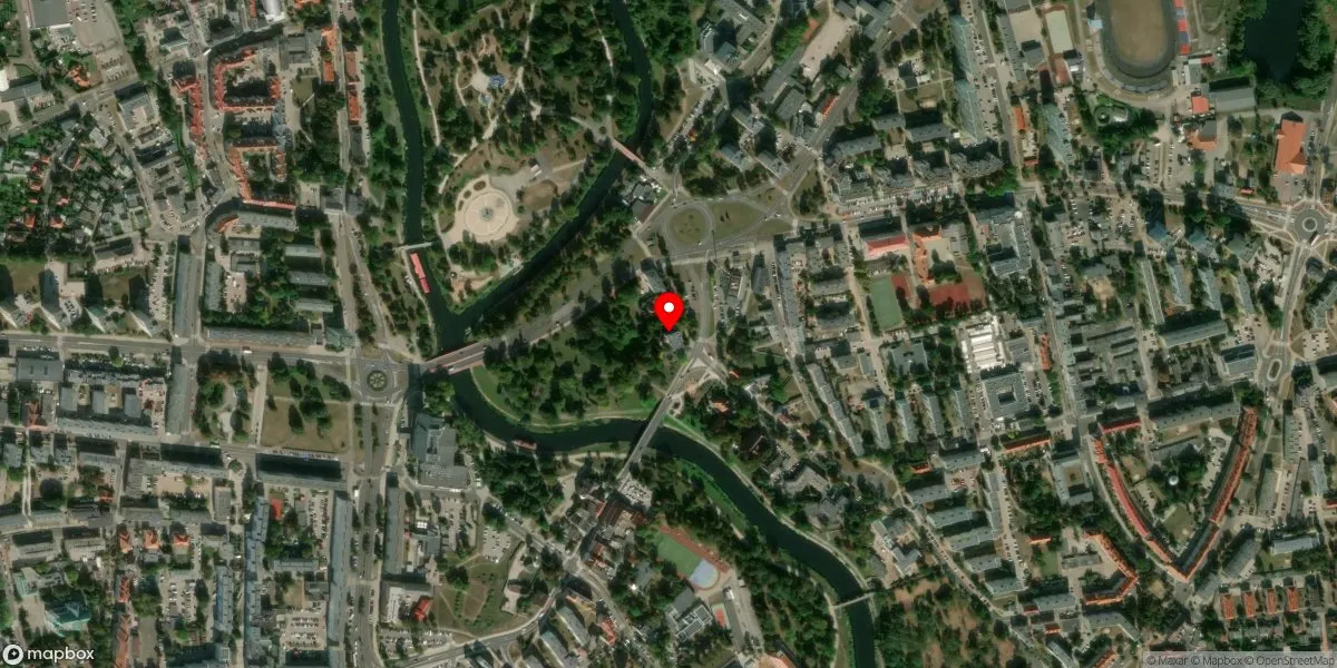 Satelitarny widok na Muzeum Okręgowe im. Stanisława Staszica w Pile