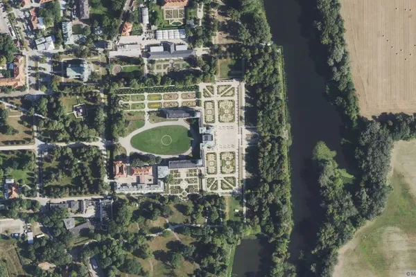 Widok z lotu ptaka: Muzeum Pałacu Króla Jana III w Wilanowie