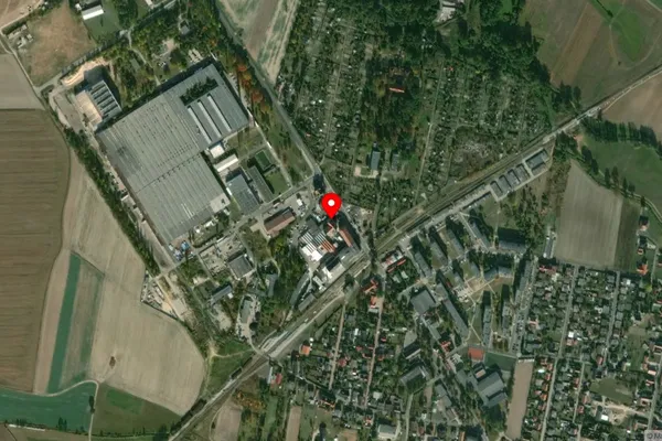 Widok z lotu ptaka: Muzeum Porcelany Śląskiej w Tułowicach