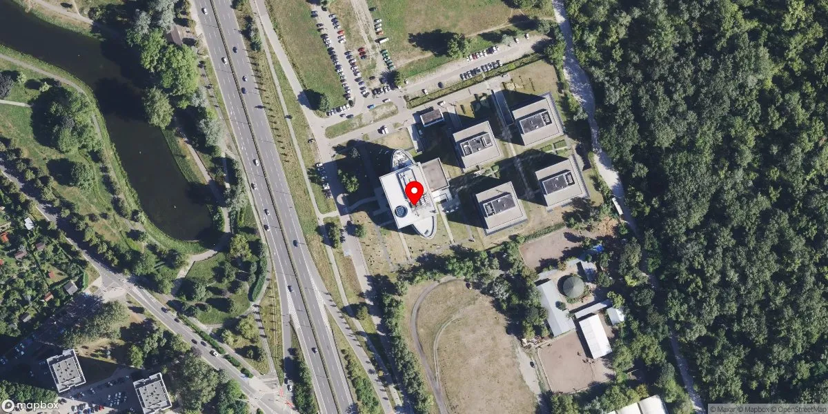 Satelitarny widok na Muzeum Sportu i Turystyki w Warszawie