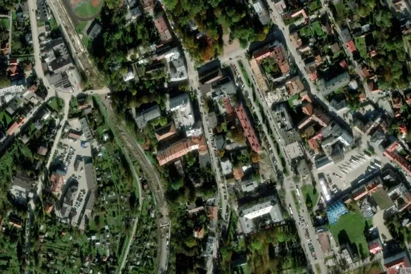 Widok z lotu ptaka: Muzeum Ziemi Sądeckiej