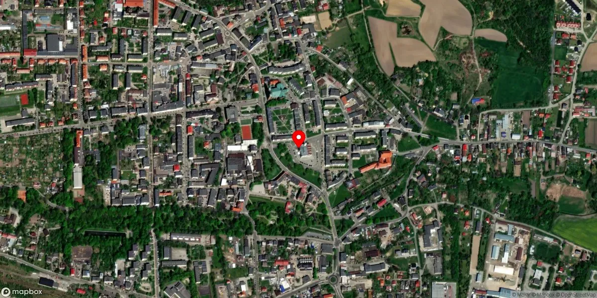 Satelitarny widok na Powiatowe Muzeum Ziemi Głubczyckiej w Głubczycach