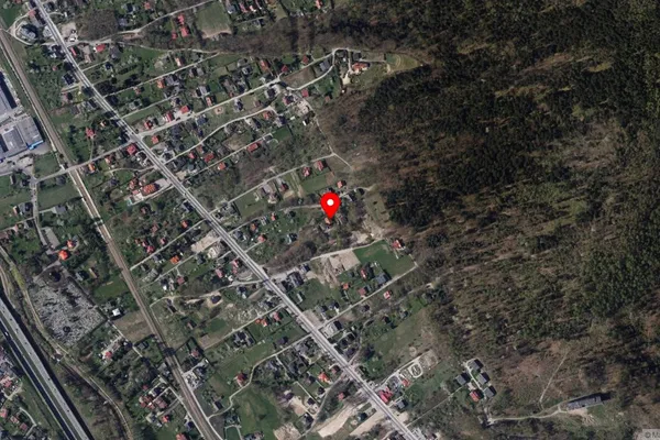 Widok z lotu ptaka: Prywatne Muzeum Broni Pancernej i Militariów im. Franciszka Bier w Bielsku-Białej