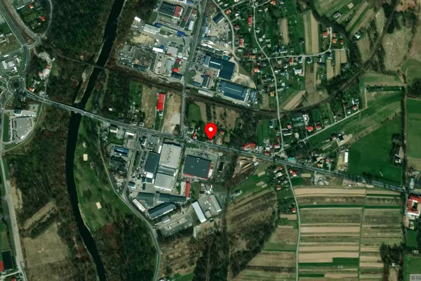 Widok z lotu ptaka: Prywatne Muzeum Polsko-Amerykańskie „Hell’s Angel” w Wadowicach